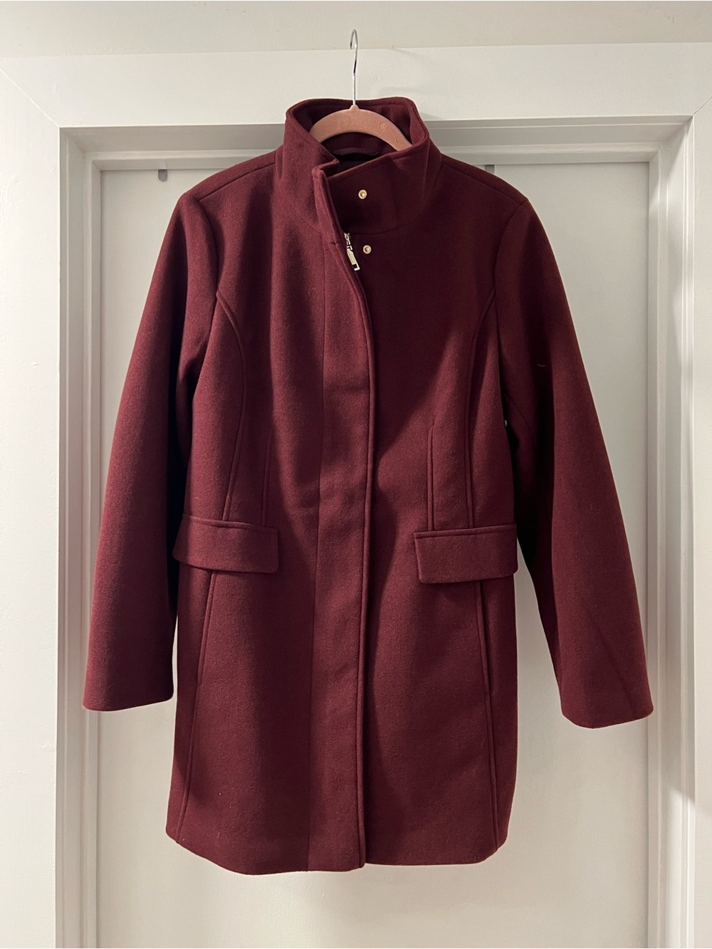 NWOT Vince Camuto Burgundy Wine Tailored Funnel Neck Coat M